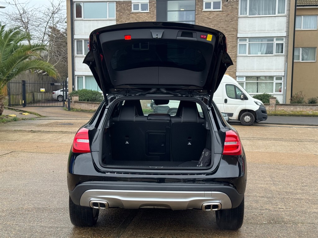 Used Mercedes-Benz GLA 2015 for sale - 77319195: Photo 53