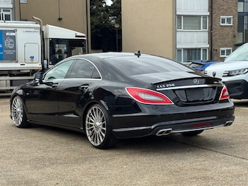 Used Mercedes-Benz CLS 2013 for sale - 77804110: Photo