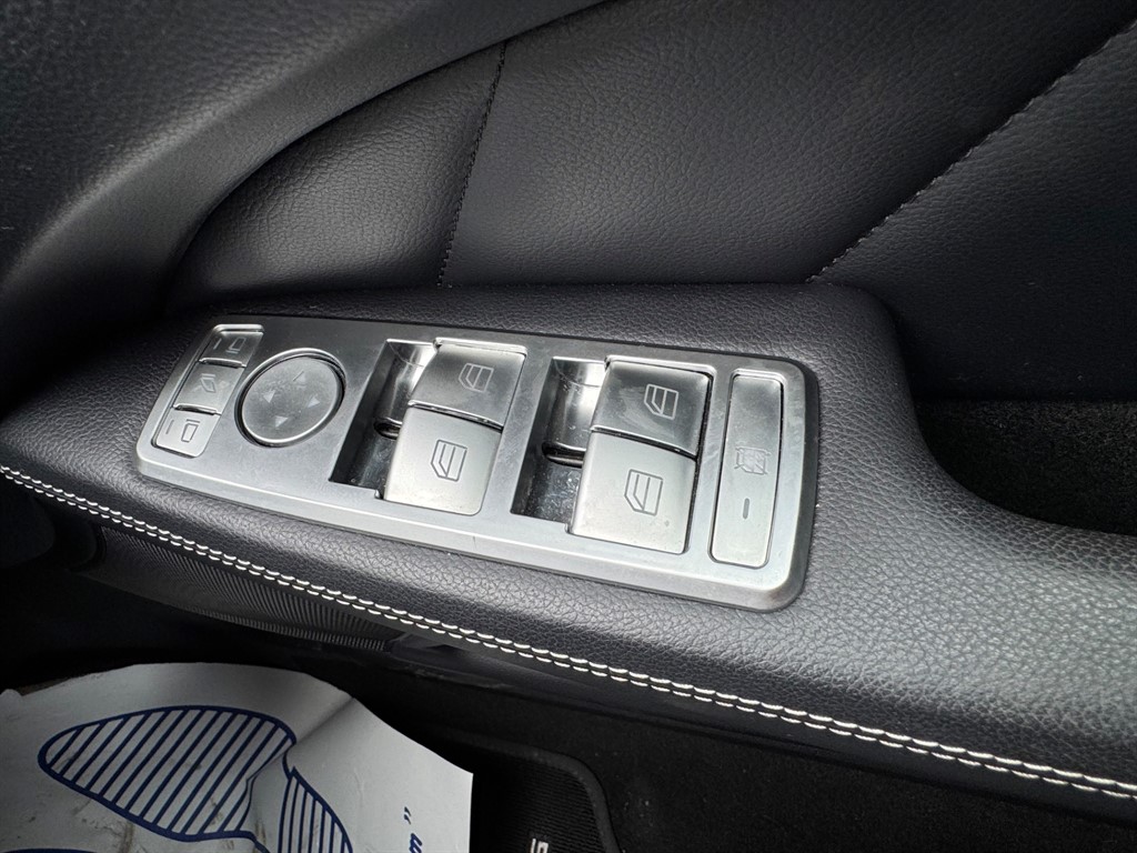 Used Mercedes-Benz CLS 2013 for sale - 77804110: Photo 53