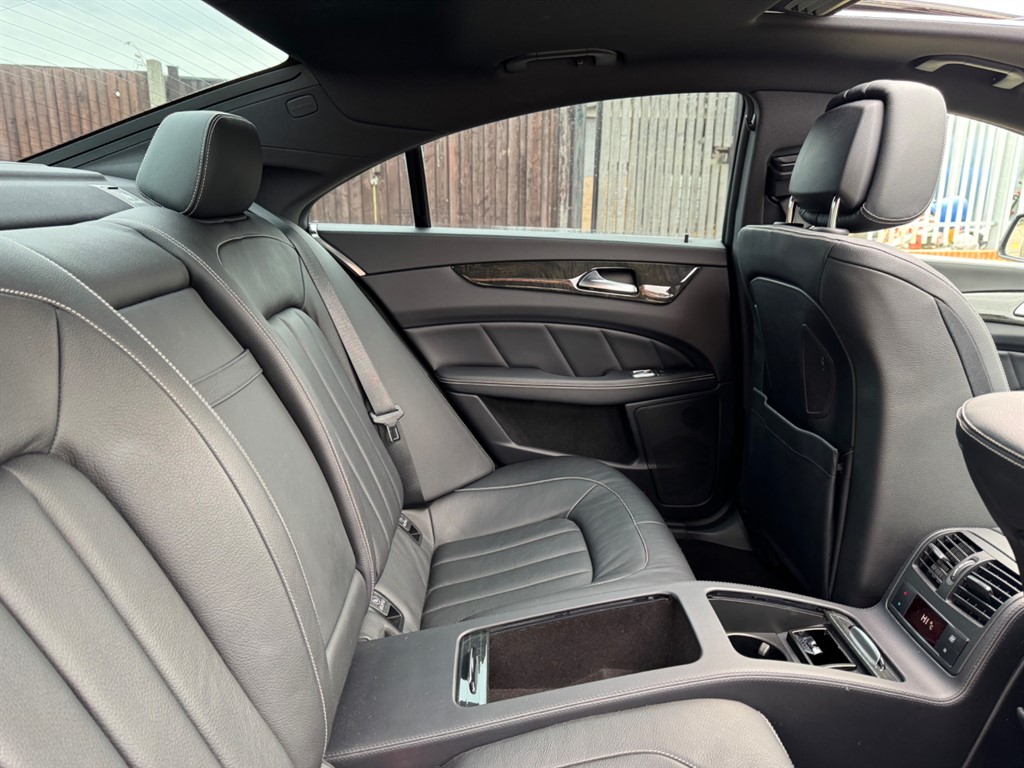 Used Mercedes-Benz CLS 2013 for sale - 77804110: Photo 60