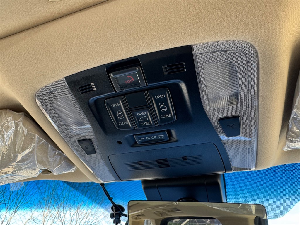 Used Toyota Alphard 2023 for sale - 77918275: Photo 20