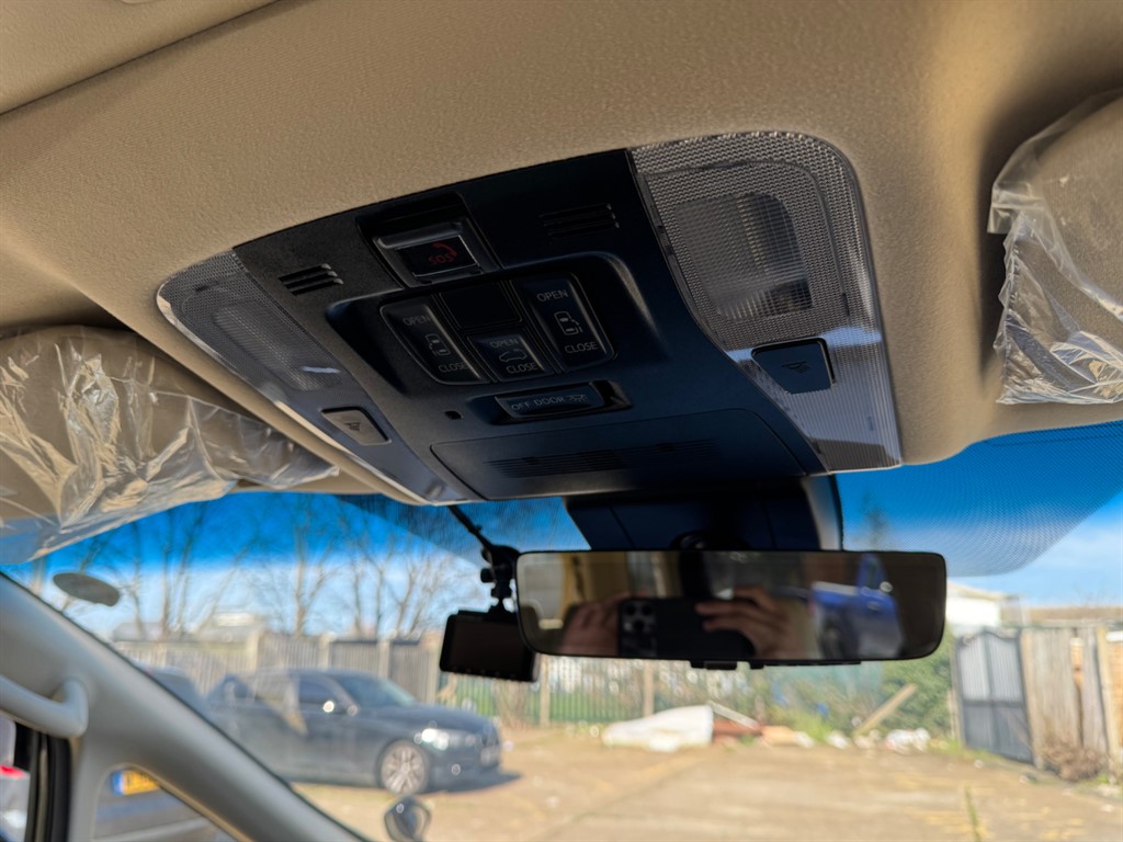 Used Toyota Alphard 2023 for sale - 77918275: Photo 21