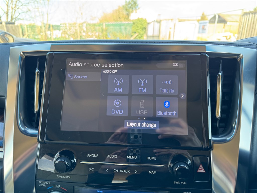 Used Toyota Alphard 2023 for sale - 77918275: Photo 23