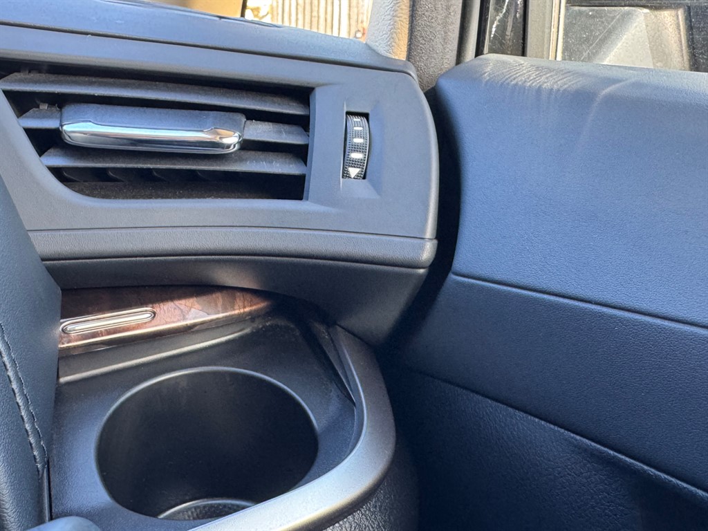 Used Toyota Alphard 2023 for sale - 77918275: Photo 38