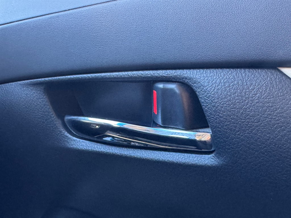 Used Toyota Alphard 2023 for sale - 77918275: Photo 42