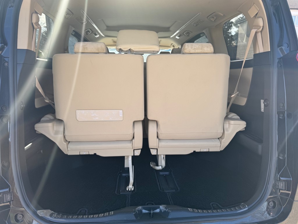 Used Toyota Alphard 2023 for sale - 77918275: Photo 59