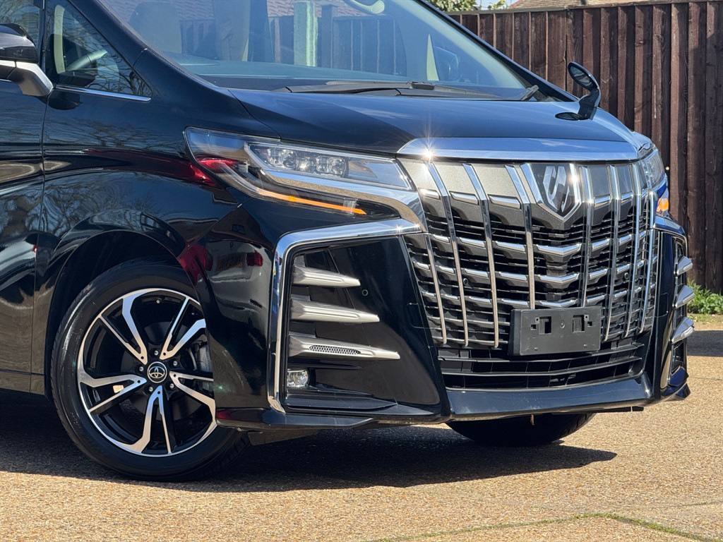 Used Toyota Alphard 2023 for sale - 77918275: Photo 70