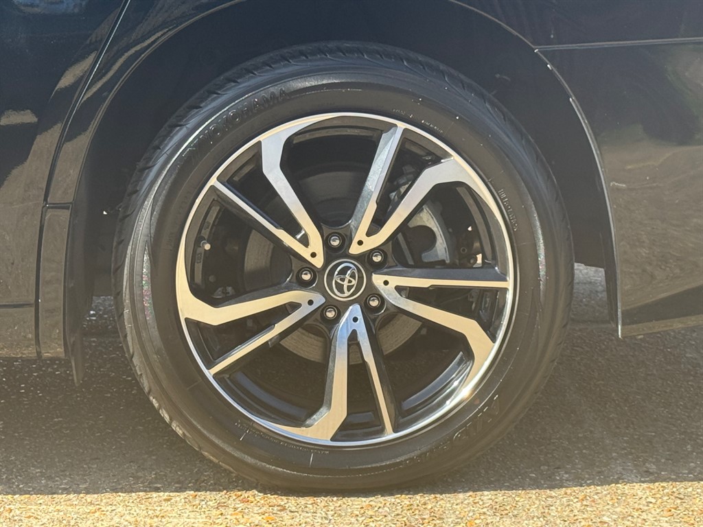 Used Toyota Alphard 2023 for sale - 77918275: Photo 79