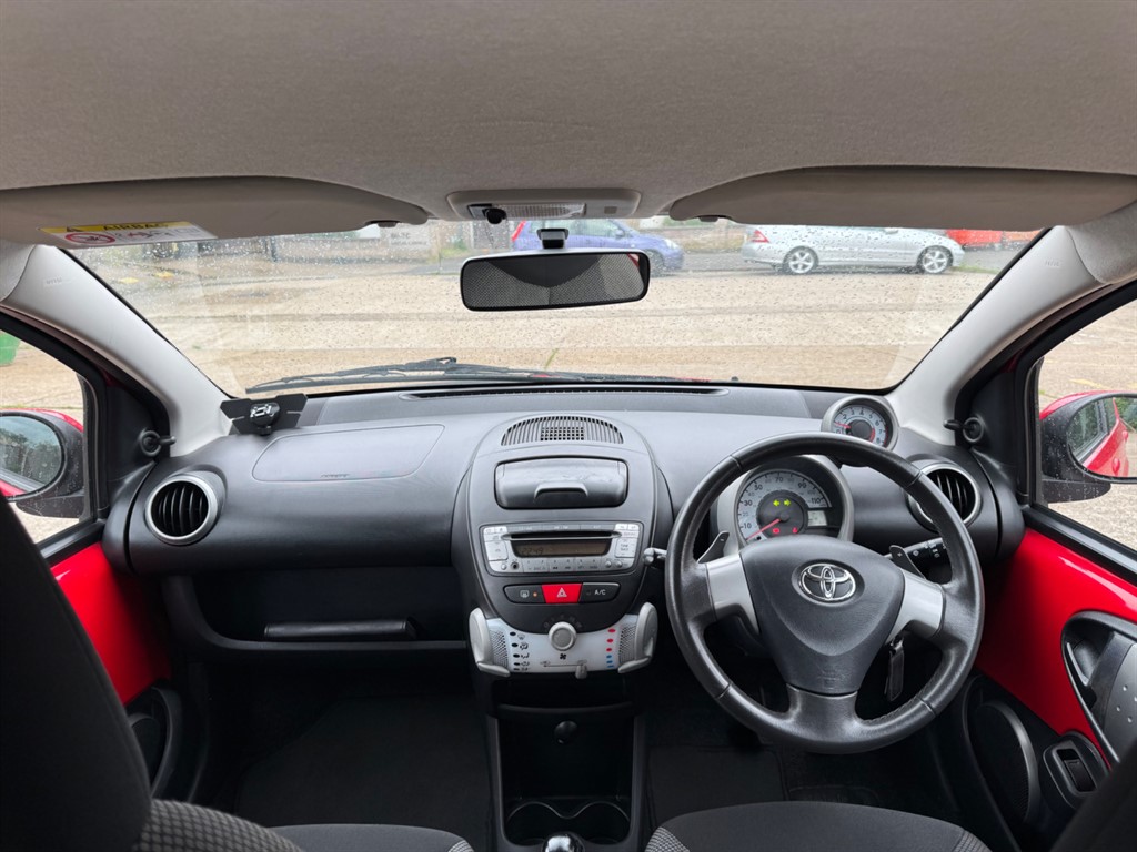 Used Toyota AYGO 2014 for sale - 76731887: Photo 17