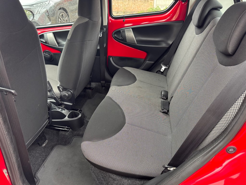 Used Toyota AYGO 2014 for sale - 76731887: Photo 36