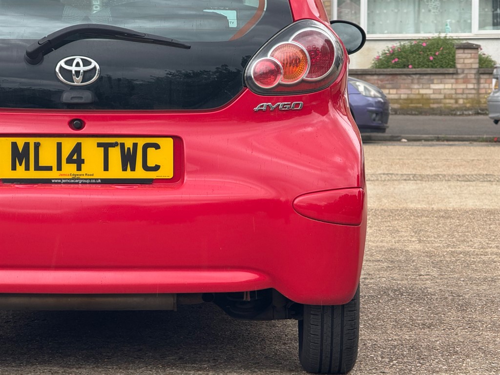 Used Toyota AYGO 2014 for sale - 76731887: Photo 42