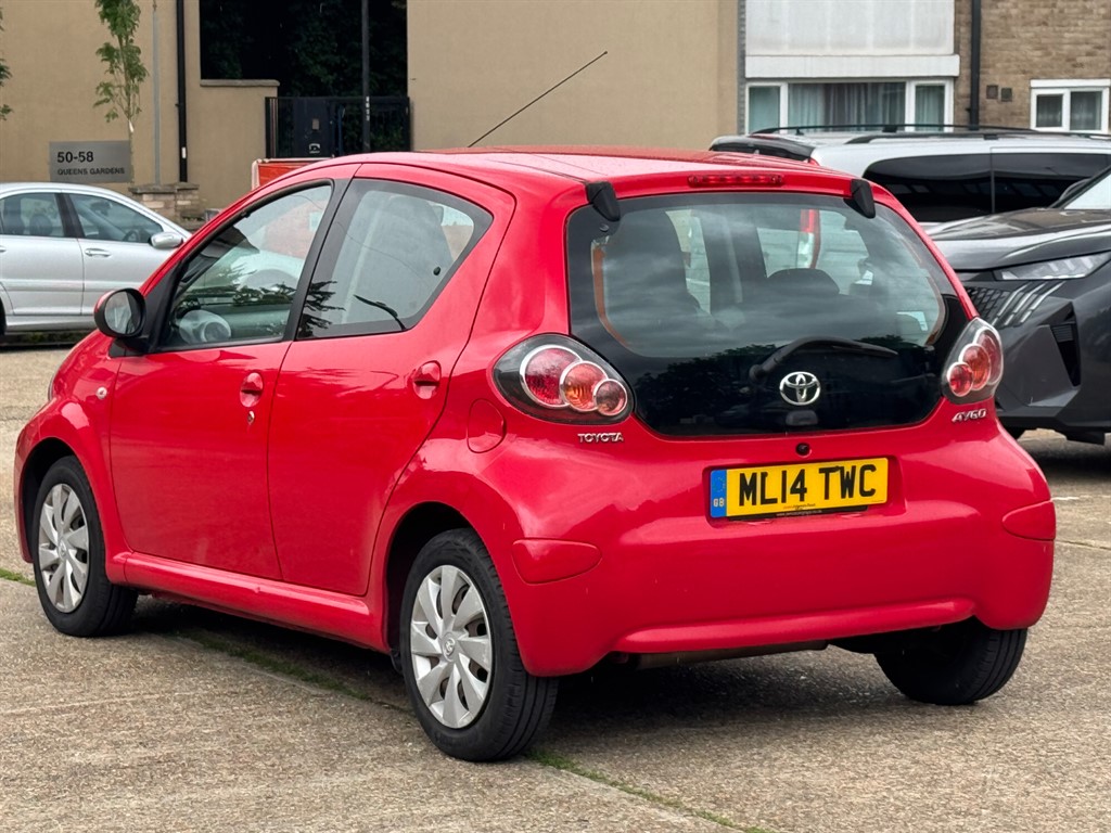 Used Toyota AYGO 2014 for sale - 76731887: Photo 8