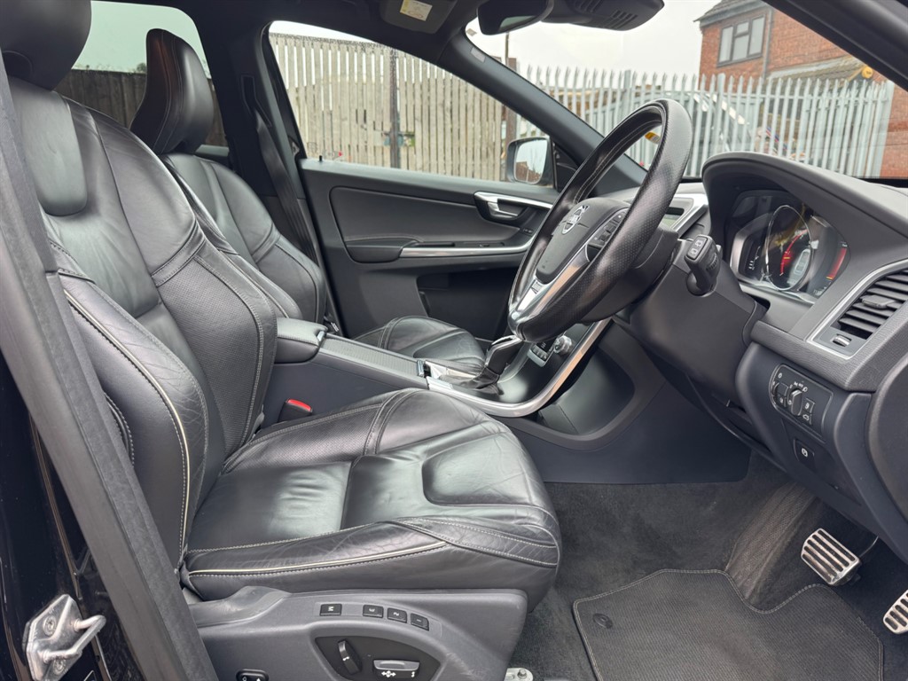 Used Volvo XC60 2015 for sale - 77795261: Photo 10