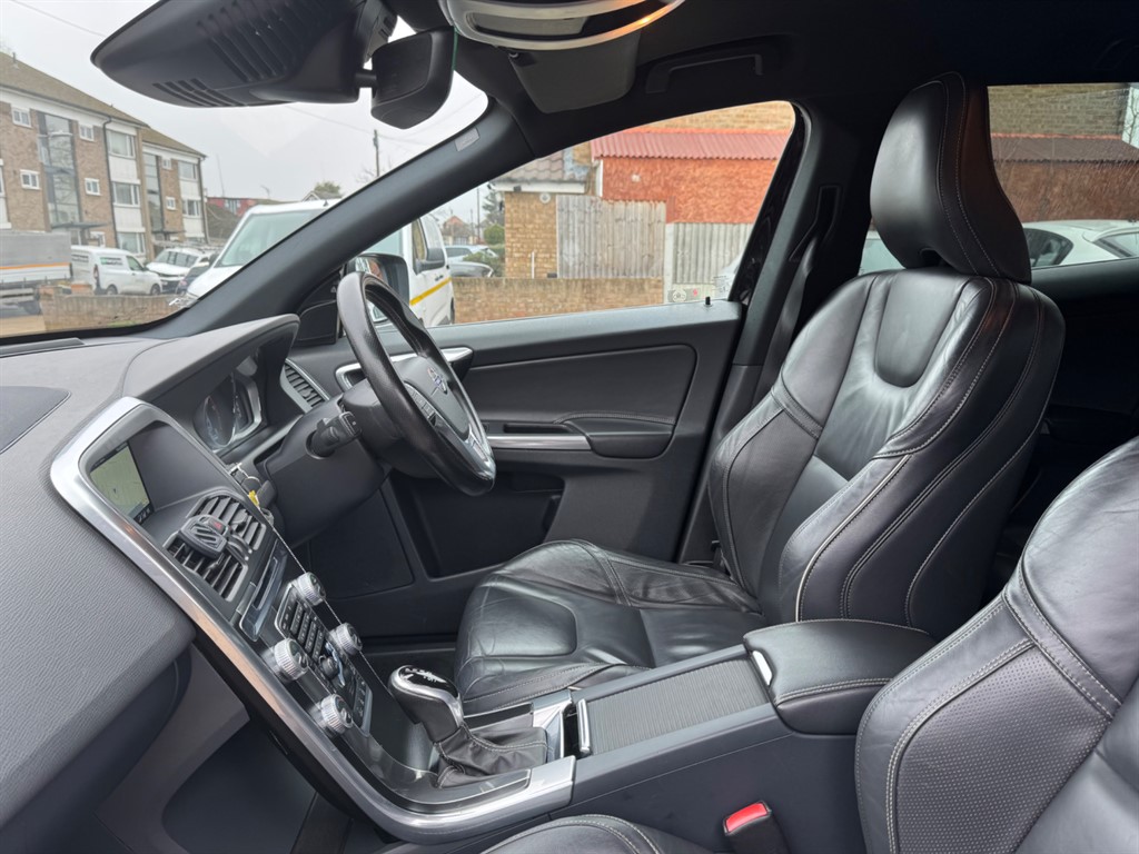 Used Volvo XC60 2015 for sale - 77795261: Photo 19