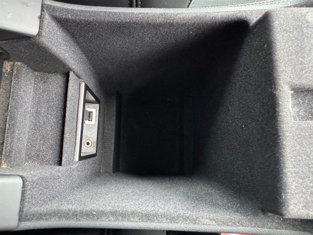 Used Volvo XC60 2015 for sale - 77795261: Photo 33