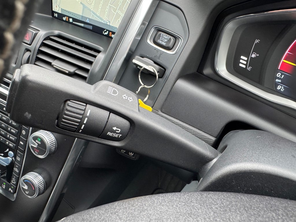 Used Volvo XC60 2015 for sale - 77795261: Photo 35