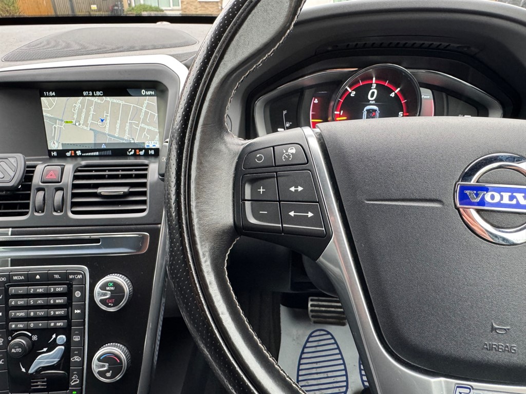 Used Volvo XC60 2015 for sale - 77795261: Photo 37