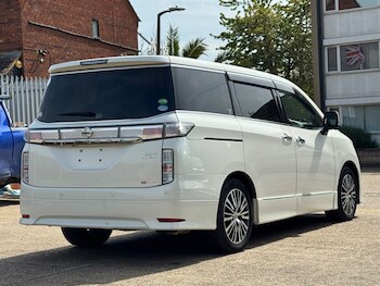 Used Nissan Elgrand 2018 for sale - 78393042: Photo