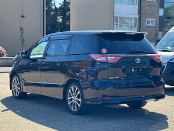 Used Toyota Estima 2017 for sale - 78385485: Photo