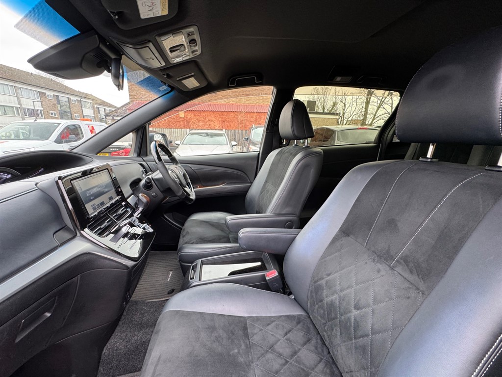 Used Toyota Estima 2016 for sale - 78055445: Photo 16