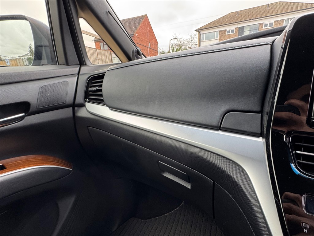 Used Toyota Estima 2016 for sale - 78055445: Photo 20