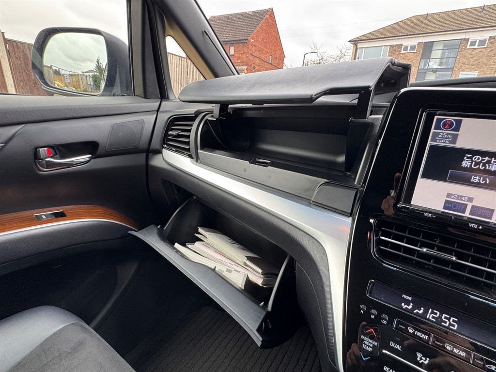 Used Toyota Estima 2016 for sale - 78055445: Photo 21