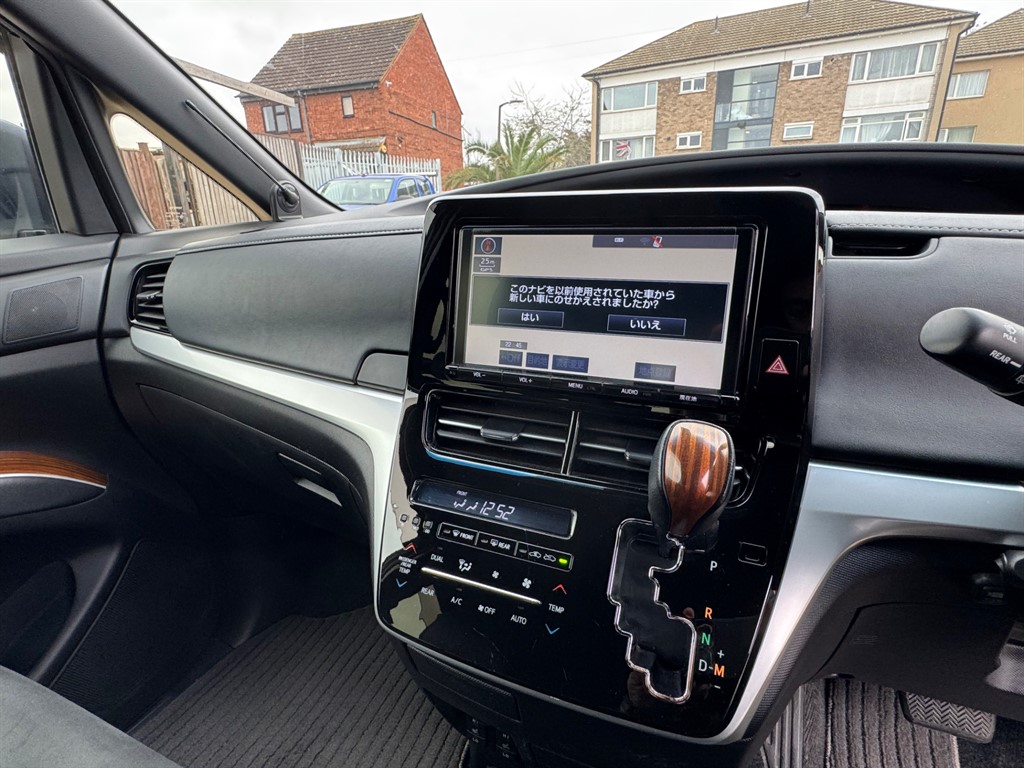Used Toyota Estima 2016 for sale - 78055445: Photo 22