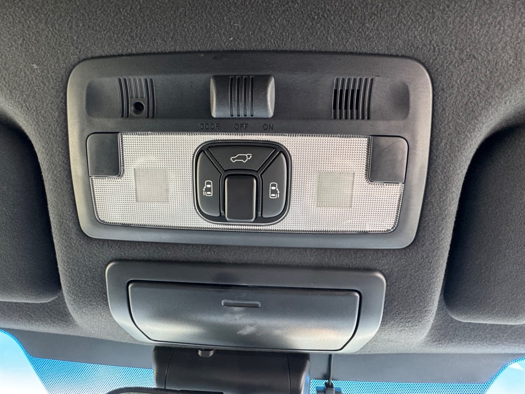 Used Toyota Estima 2016 for sale - 78055445: Photo 27