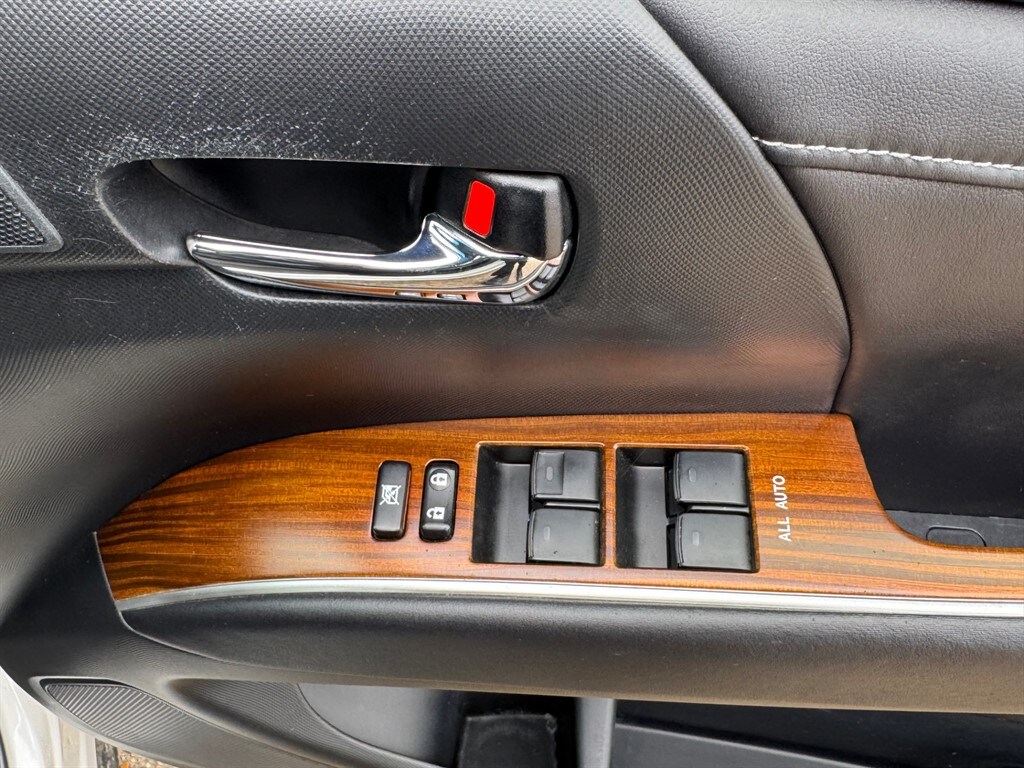 Used Toyota Estima 2016 for sale - 78055445: Photo 37