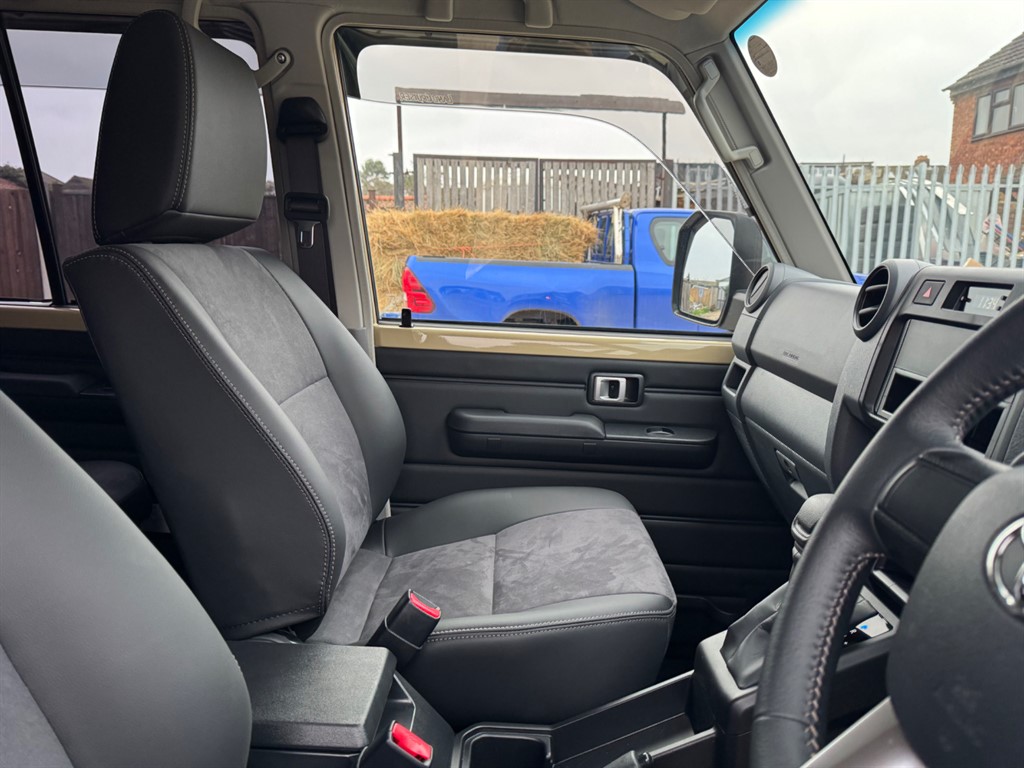 Used Toyota Land Cruiser 2025 for sale - 77036477: Photo 14