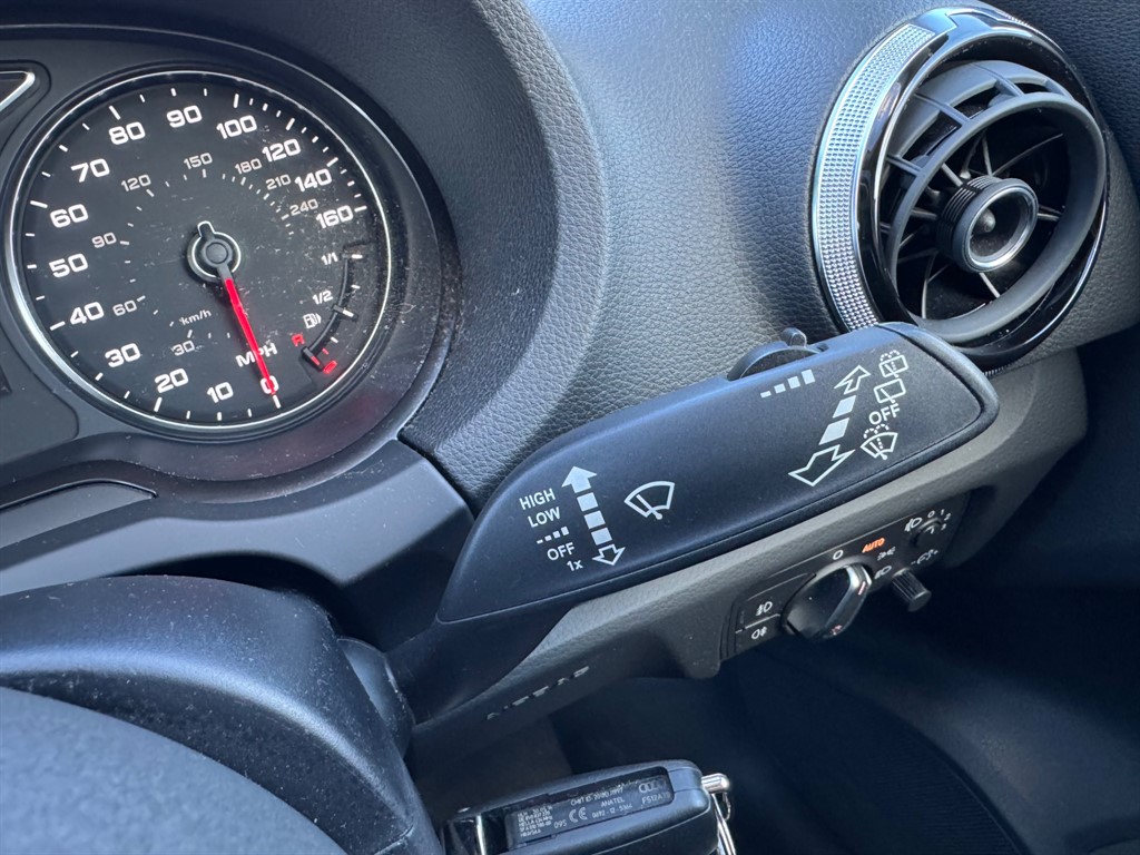 Used Audi A3 2014 for sale - 76669909: Photo 35