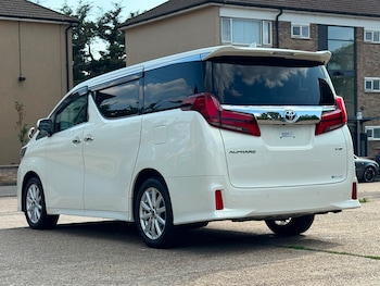Used Toyota Alphard 2021 for sale - 79510902: Photo