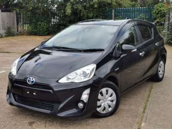 Used Toyota Aqua 2016 for sale - 67477475: Photo