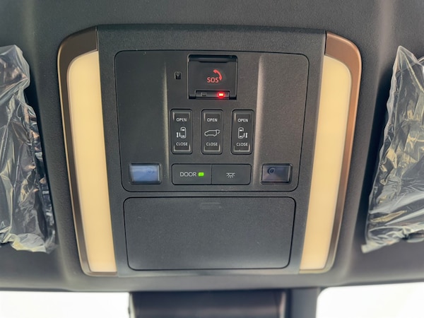 Used Toyota Alphard 2024 for sale - 75572117: Photo 24