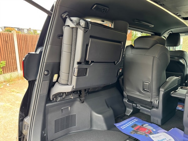 Used Toyota Alphard 2024 for sale - 75572117: Photo 49