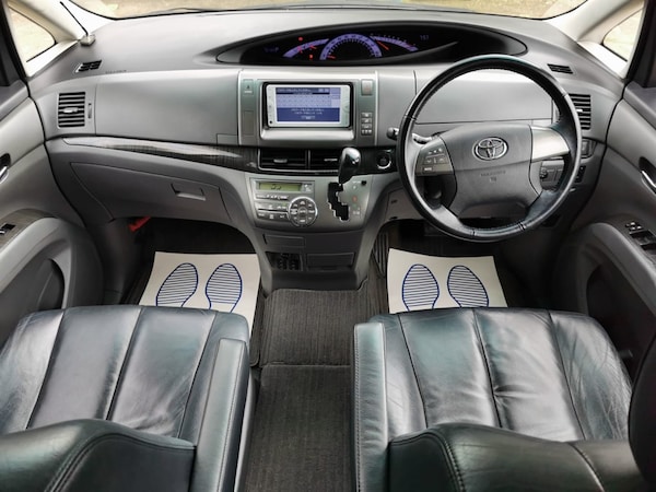 Used Toyota Estima 2011 for sale - 75572384: Photo 24