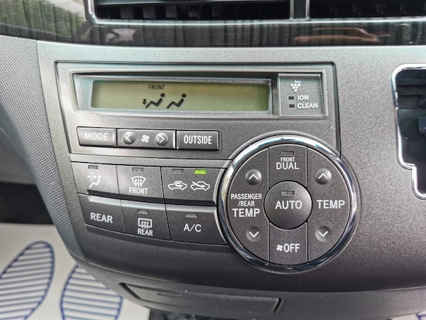 Used Toyota Estima 2011 for sale - 75572384: Photo 36