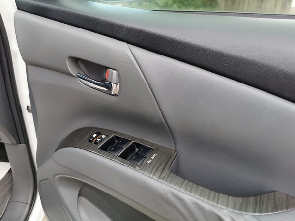 Used Toyota Estima 2011 for sale - 75572384: Photo 41