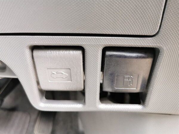 Used Toyota Estima 2011 for sale - 75572384: Photo 58