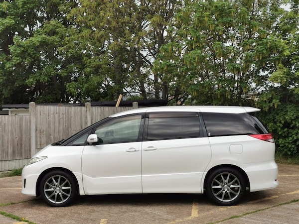 Used Toyota Estima 2011 for sale - 75572384: Photo 8