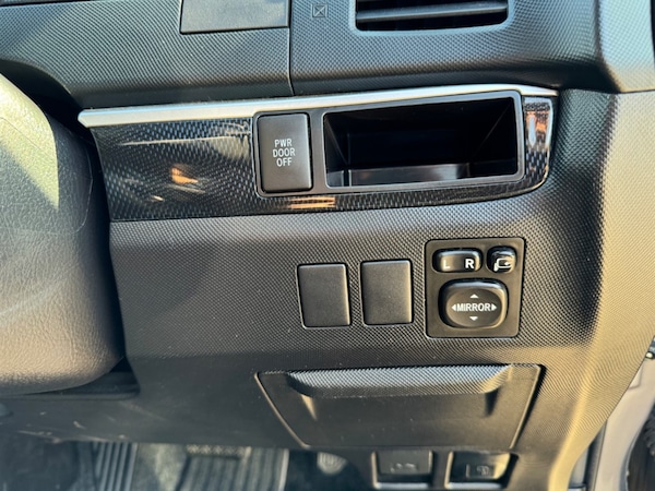 Used Toyota Estima 2012 for sale - 75571921: Photo 25