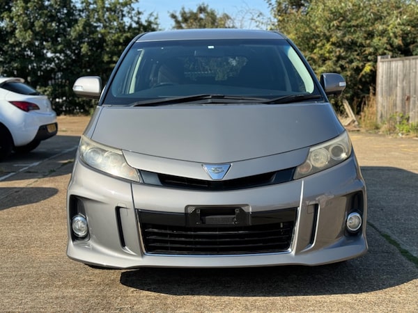 Used Toyota Estima 2012 for sale - 75571921: Photo 2
