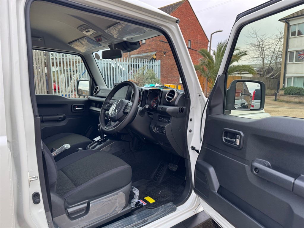 Used Suzuki Jimny 2025 for sale - 77160865: Photo 9
