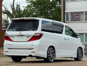 Used Toyota Vellfire 2013 for sale - 79617080: Photo