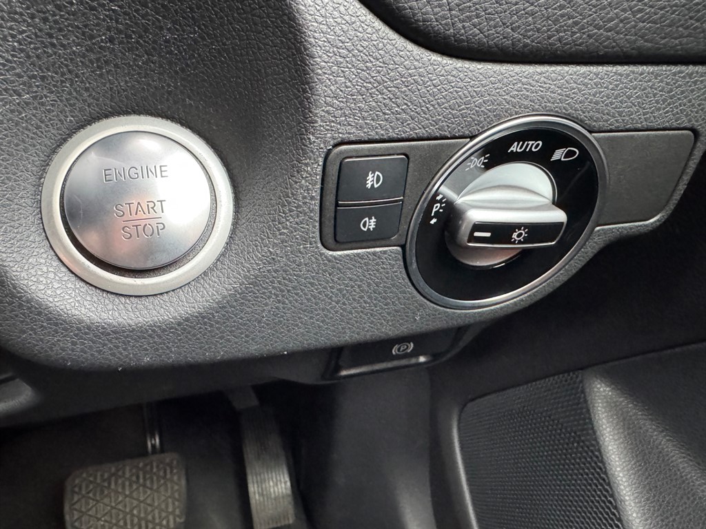 Used Mercedes-Benz GLA 2016 for sale - 77619499: Photo 43