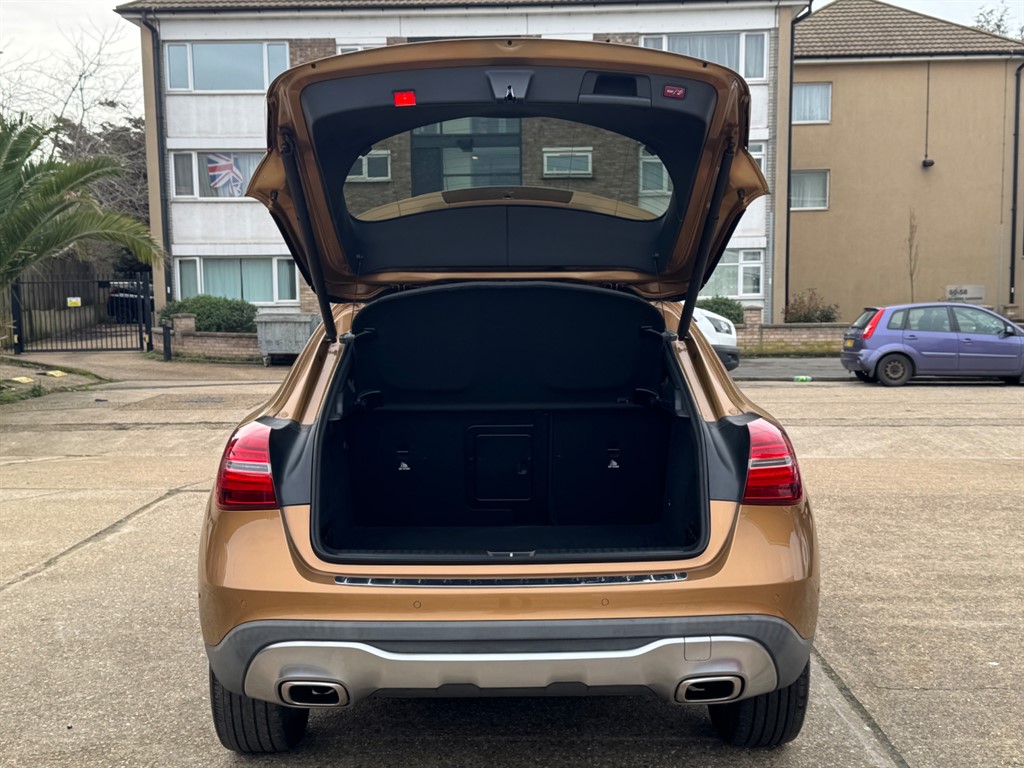 Used Mercedes-Benz GLA 2016 for sale - 77619499: Photo 59