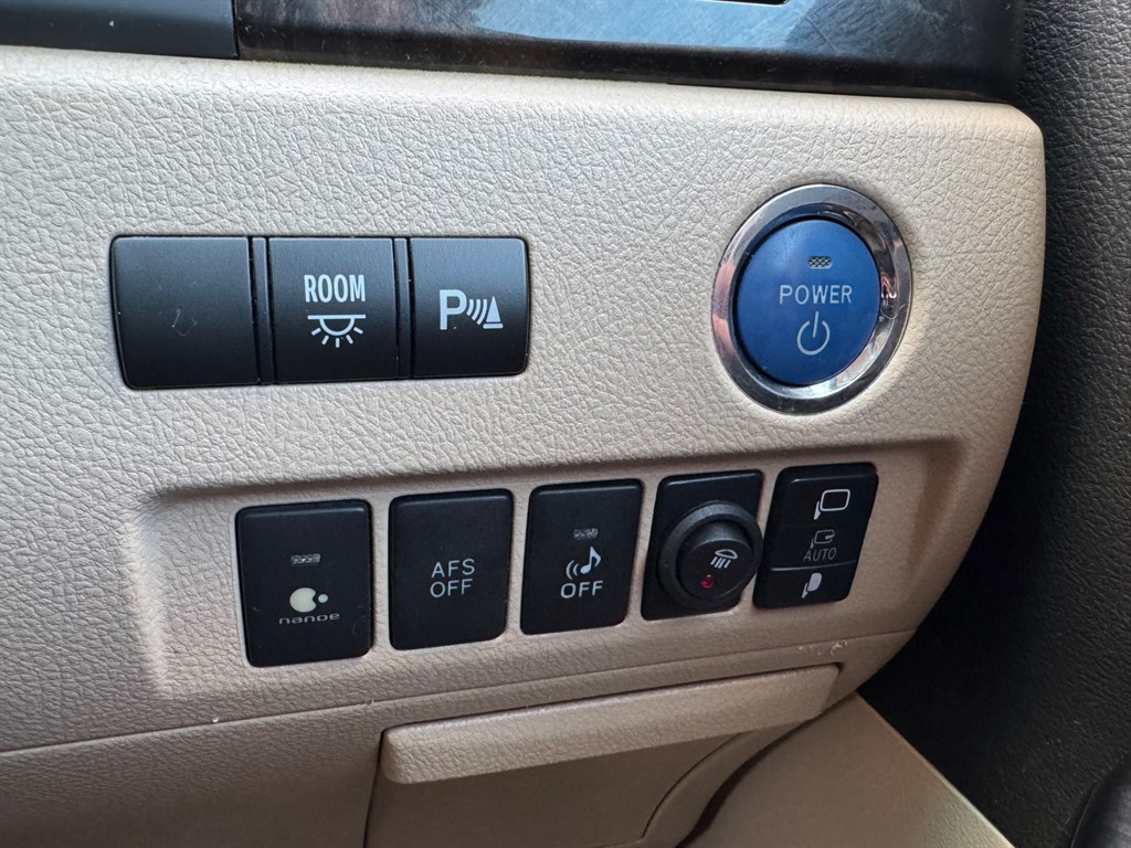 Used Toyota Alphard 2024 for sale - 77053424: Photo 39