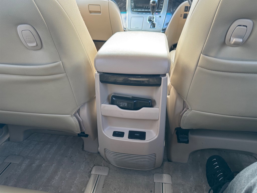 Used Toyota Alphard 2024 for sale - 77053424: Photo 48