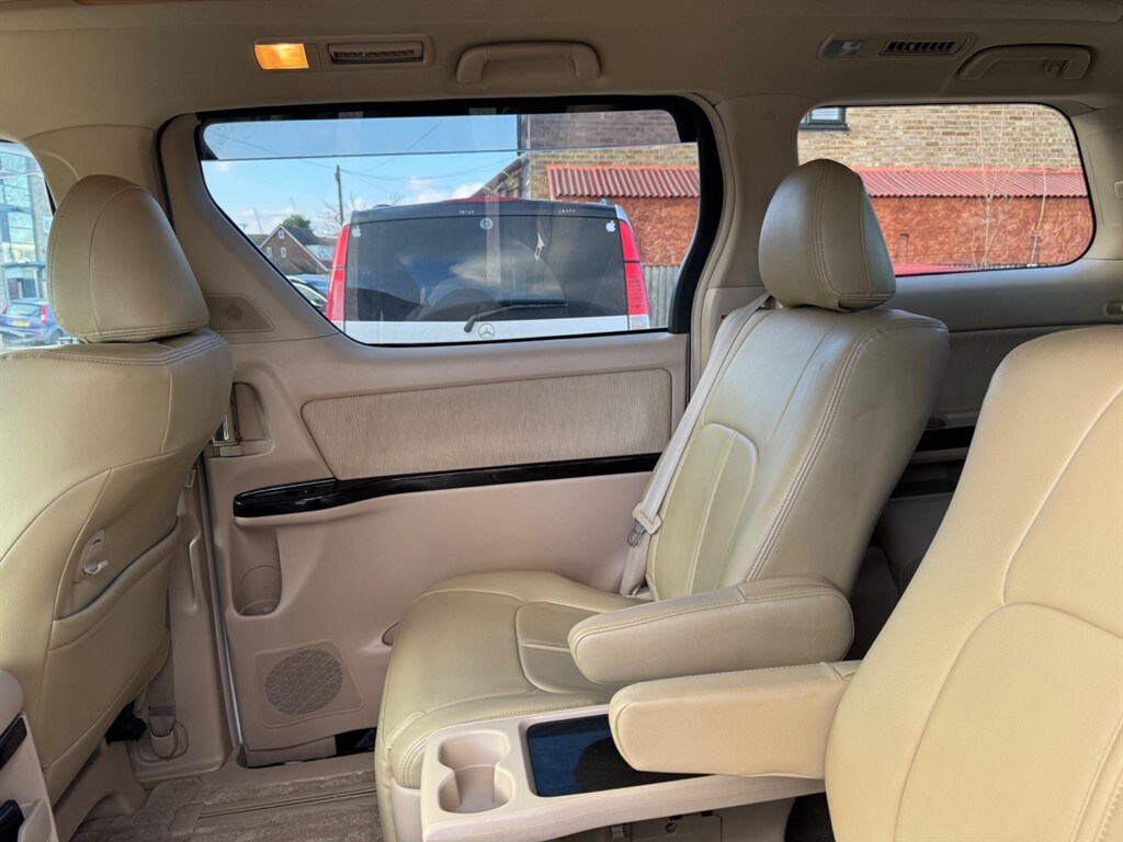 Used Toyota Alphard 2024 for sale - 77053424: Photo 53