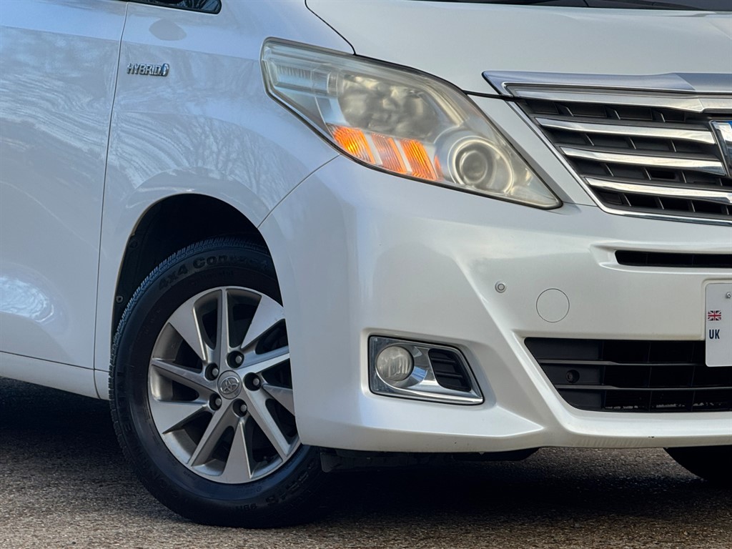 Used Toyota Alphard 2024 for sale - 77053424: Photo 68